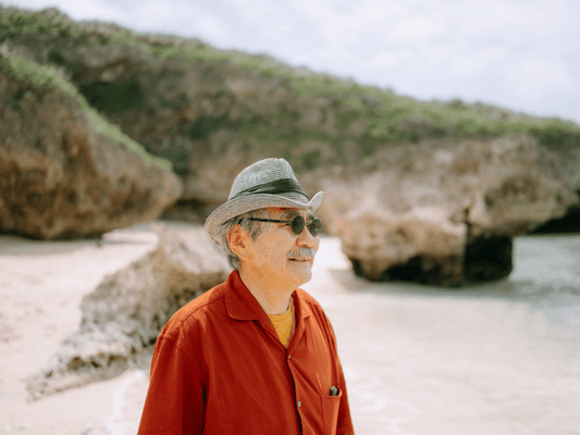 5 Blue Zone Ways to De-Stress from Okinawan Wisdom